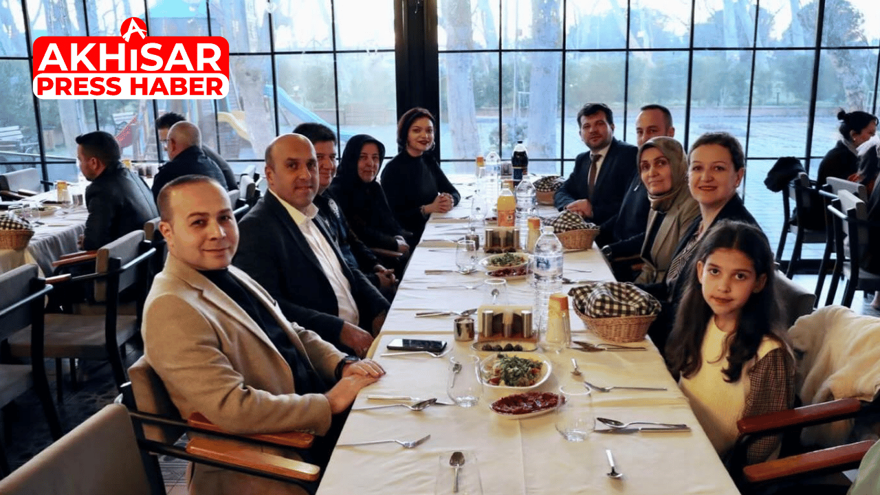 Akhisar İlçe Emniyet Müdürlüğü’nden İftar Programı