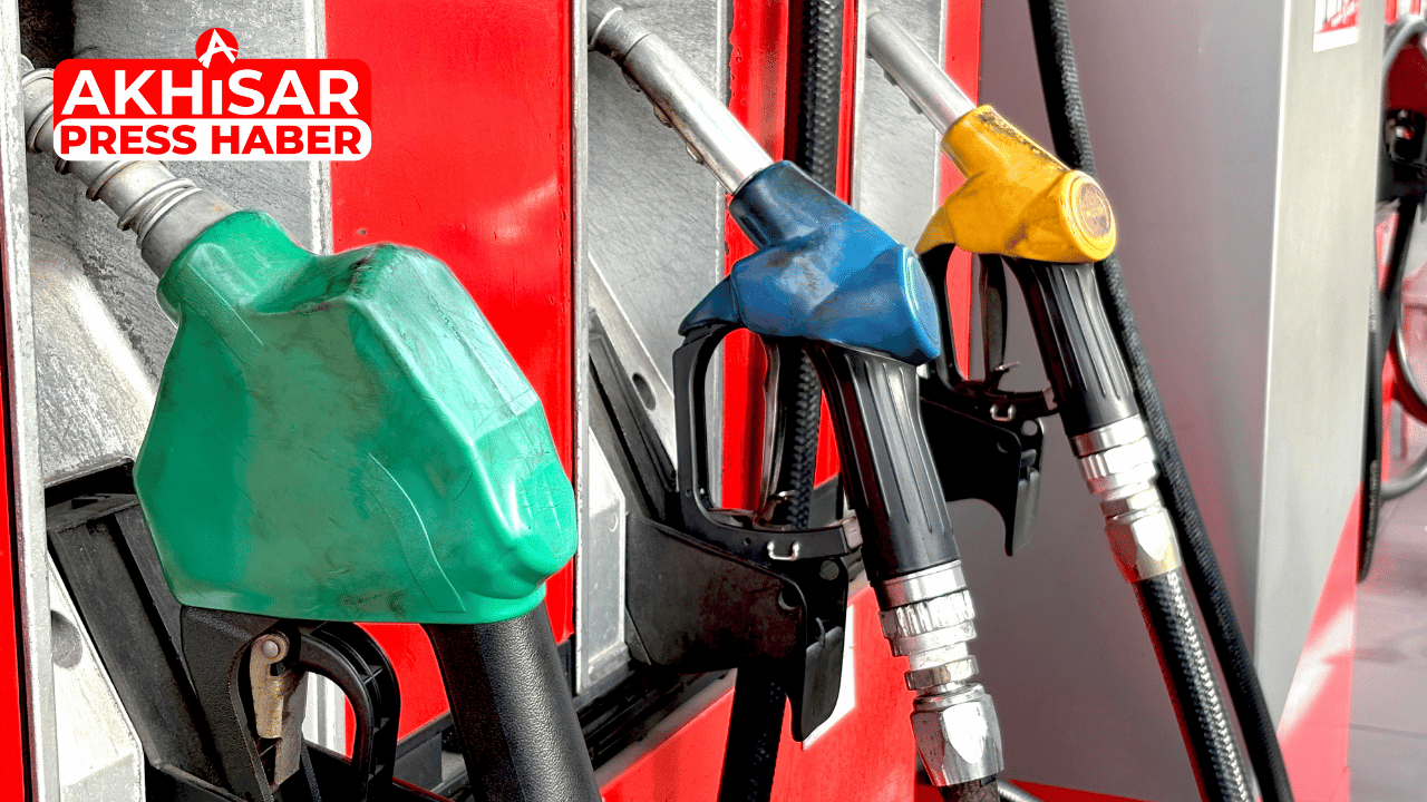 Akaryakıta Büyük Zam: Motorine 6,58 TL, Benzine 92 Kuruş Artış