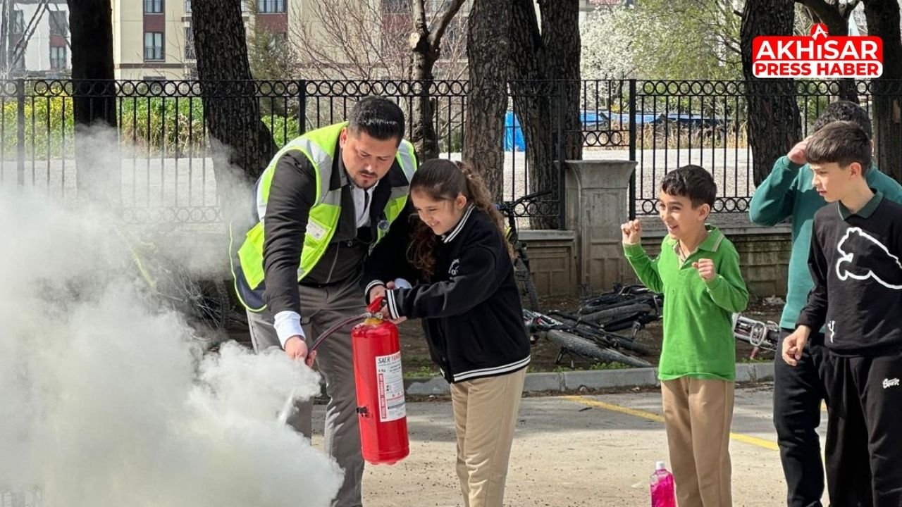 Akhisar’da Okullarda Tatbikat Seferberliği