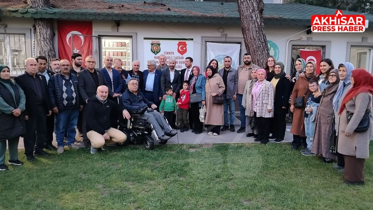 Akhisar’da Şehit Aileleri ve Gaziler İçin Anlamlı Buluşma