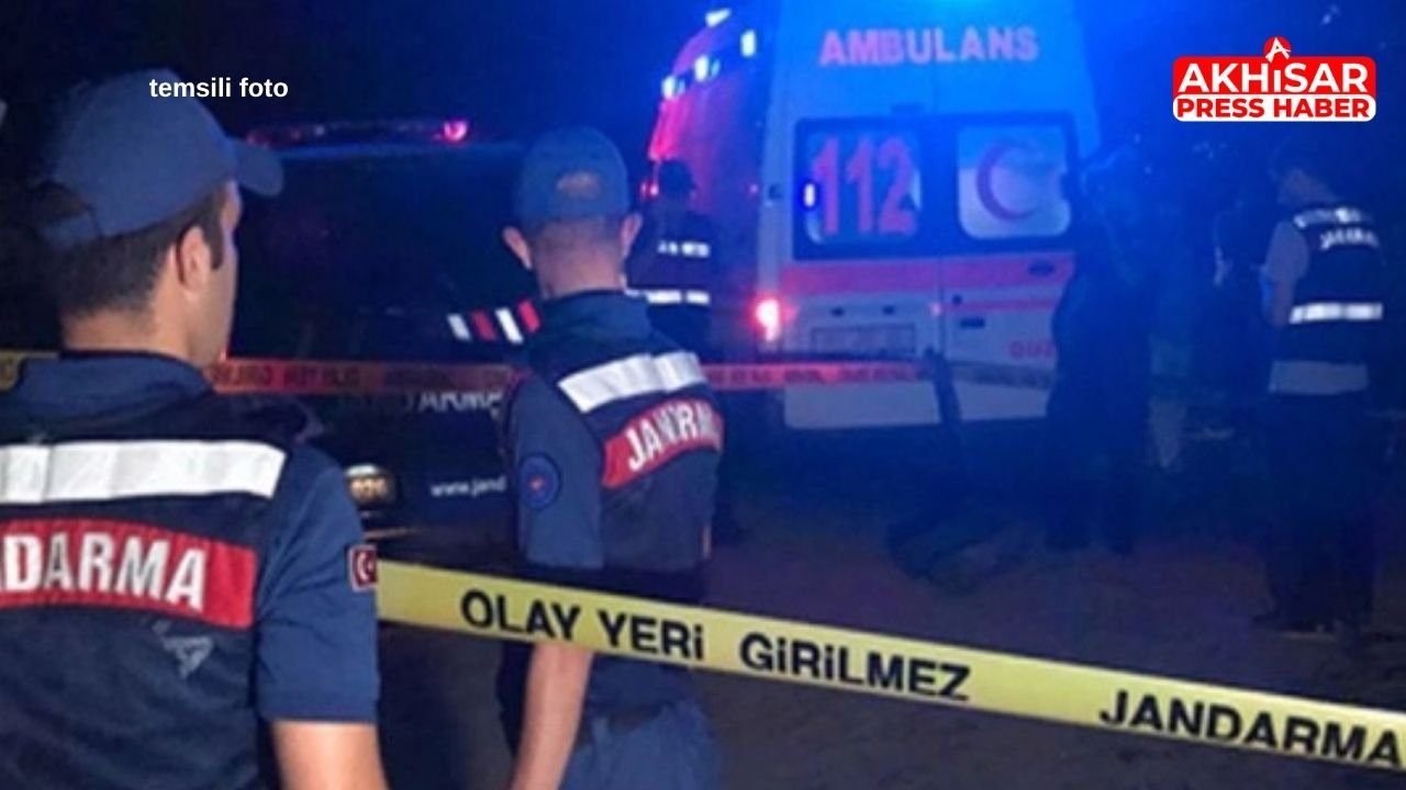 Akhisar’da Bıçaklı Kavga: 1 Kişi Hayatını Kaybetti
