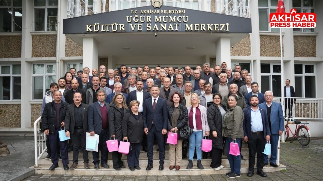 Başkan Kayserili Muhtarlarla Bir Araya Geldi