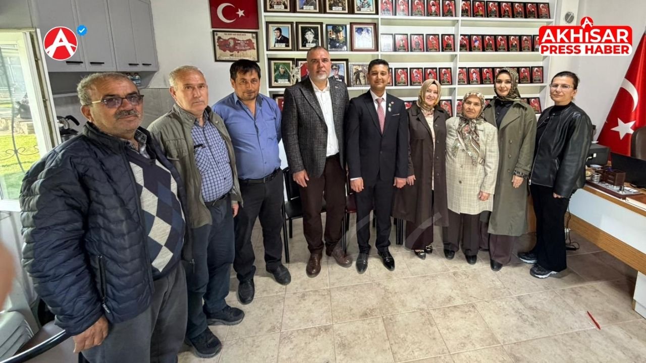 Akhisar'da Şehitler Haftası’nda Anlamlı Ziyaret