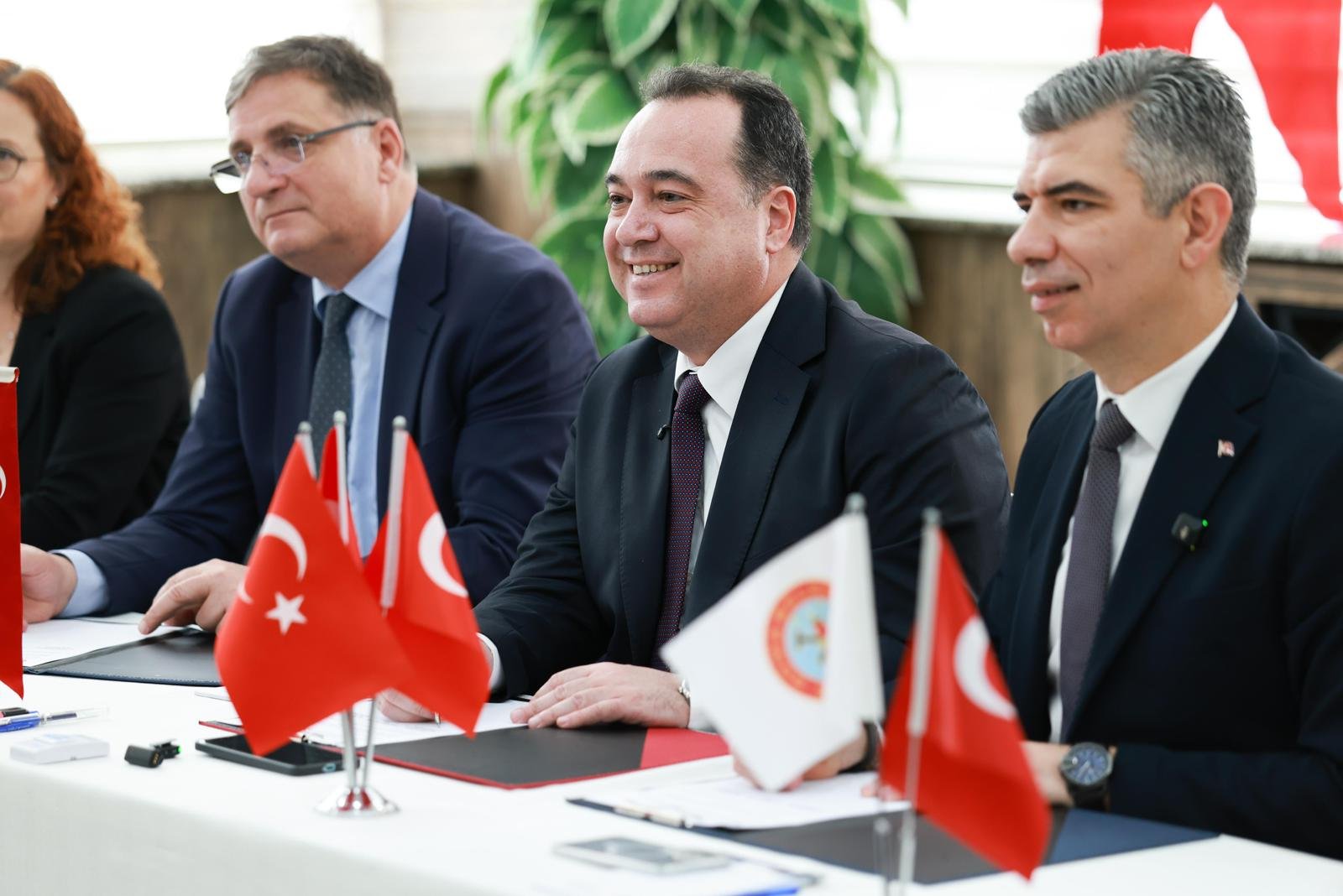 Soma'da Doğalgaz için İmzalar Atıldı