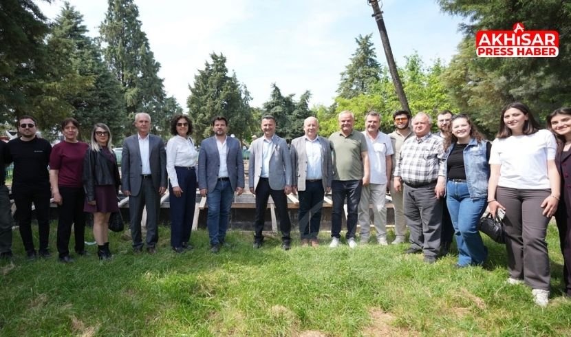 Akhisar’da Gençlik Kütüphanesi Projesinde Çalışmalar Hız Kazandı
