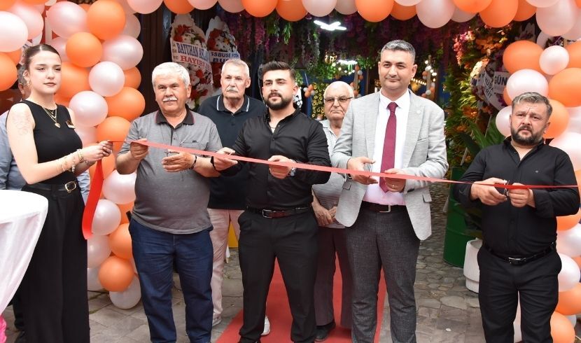 Vadi Coffea Akhisar’da Hizmete Açıldı