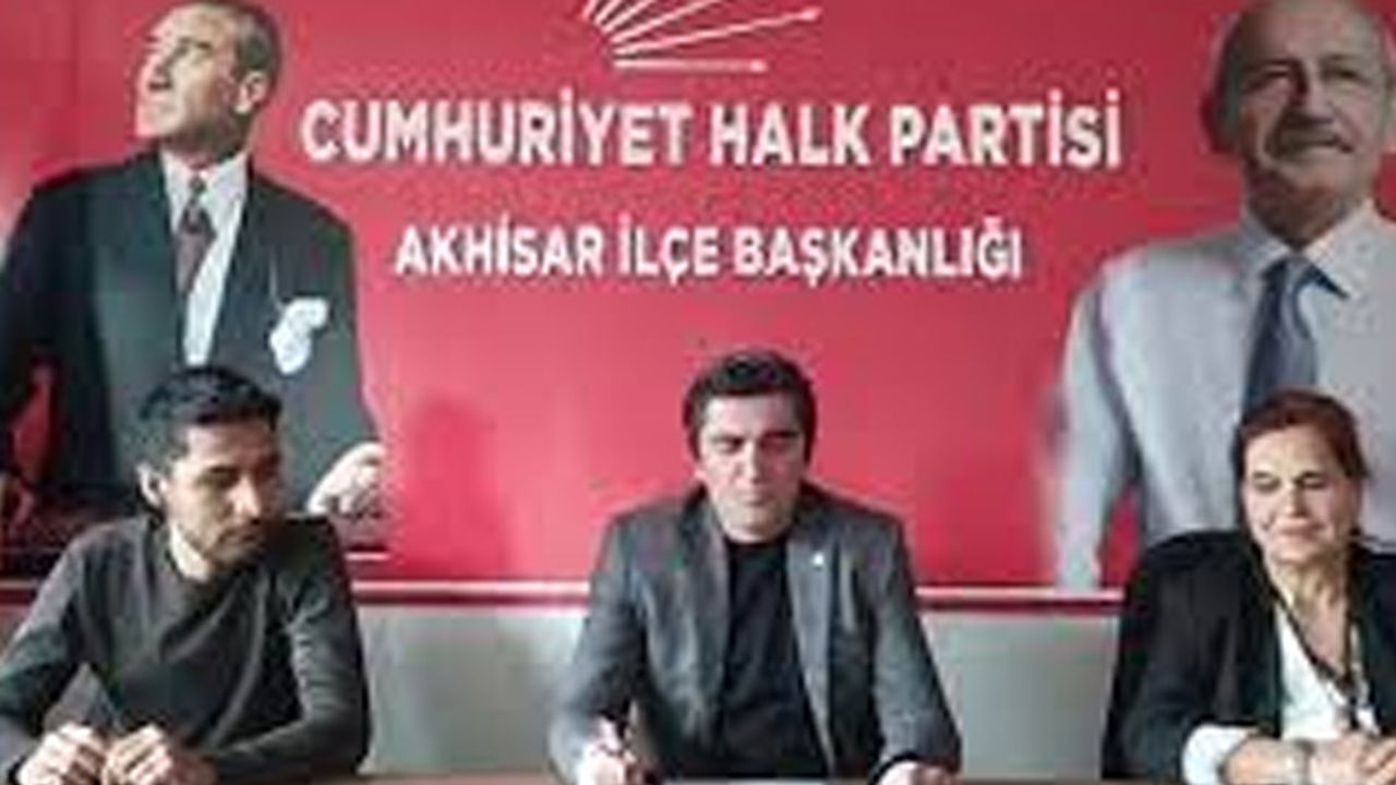 CHP Akhisar Gençlik Kolları yönetimden düştü