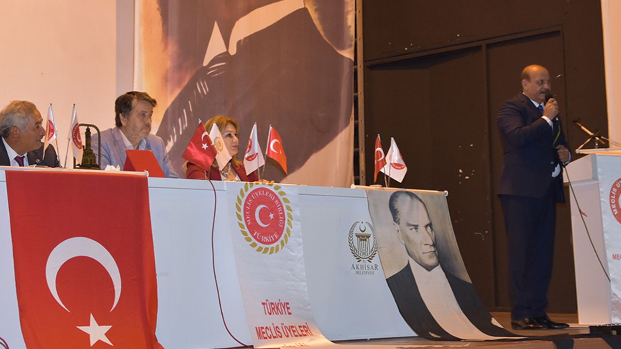 Türkiye Meclis Üyeleri Birliği Akhisar’da toplandı