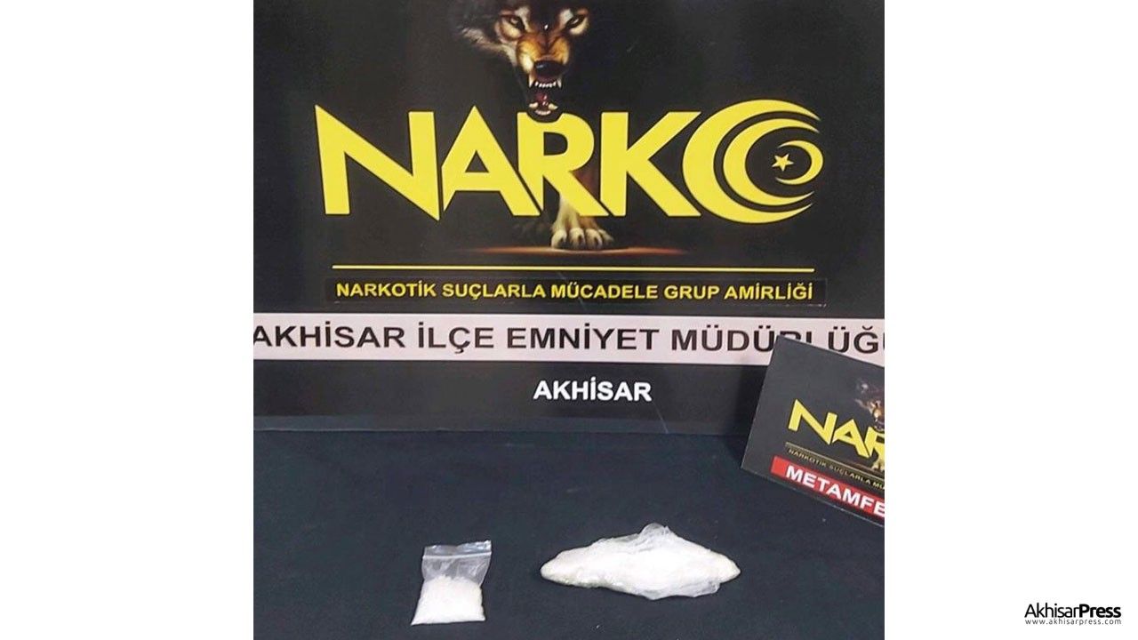 Akhisar'da bir araçta metamfetamin ele geçirildi. 1 kişi tutuklandı!
