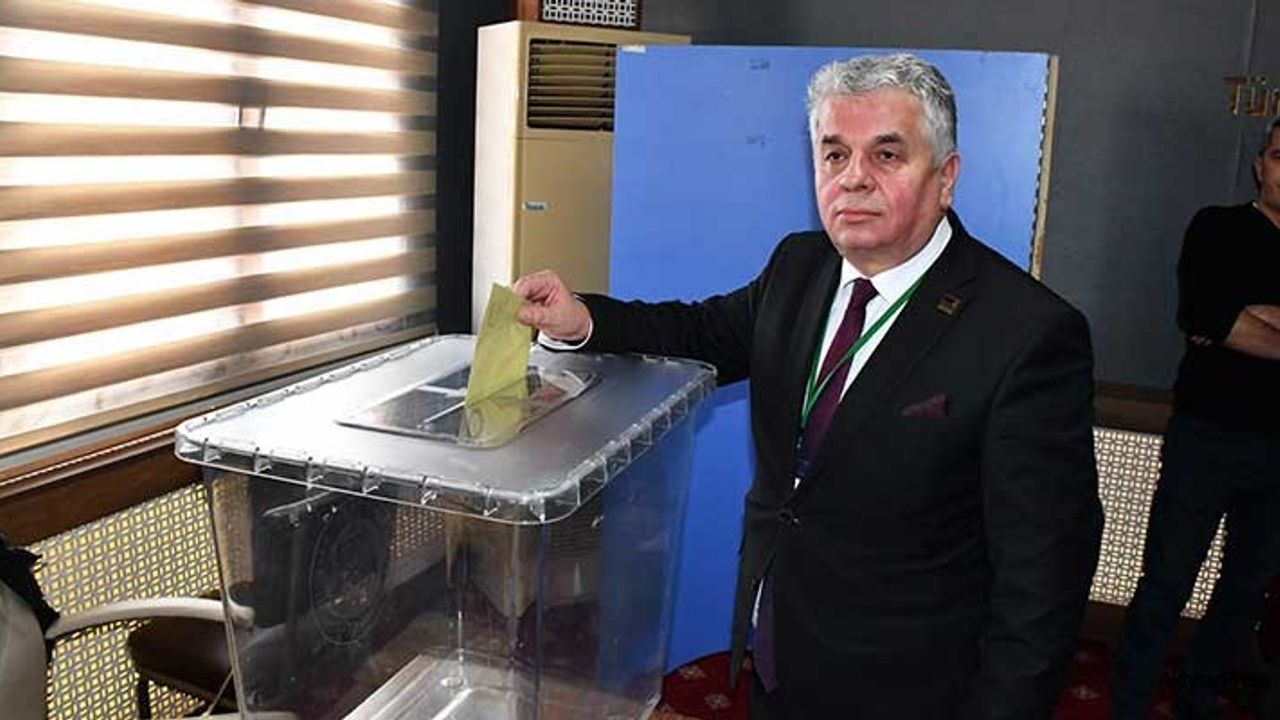 Akhisar Ziraat Odası Başkanlığına Ahmet Akbuğa, 4.kez seçildi