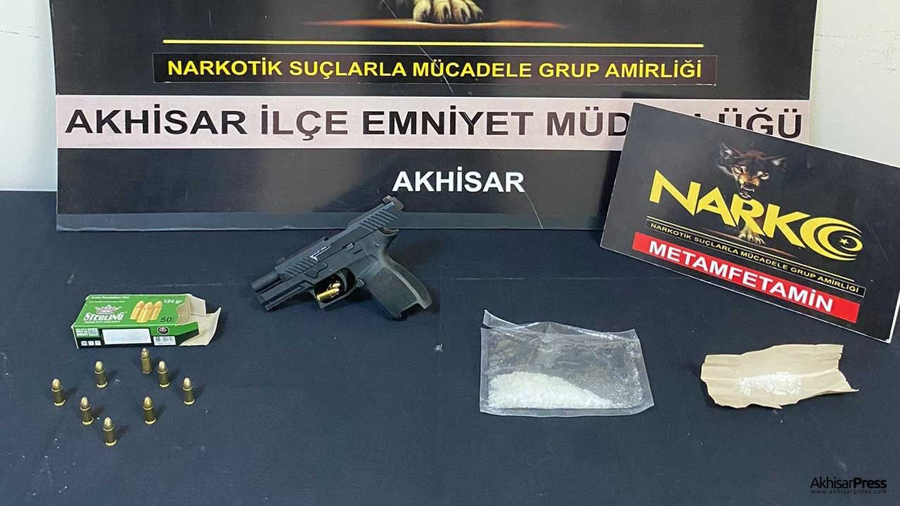 Akhisar'da polisten uyuşturucu operasyonu 1 kişi tutuklandı!
