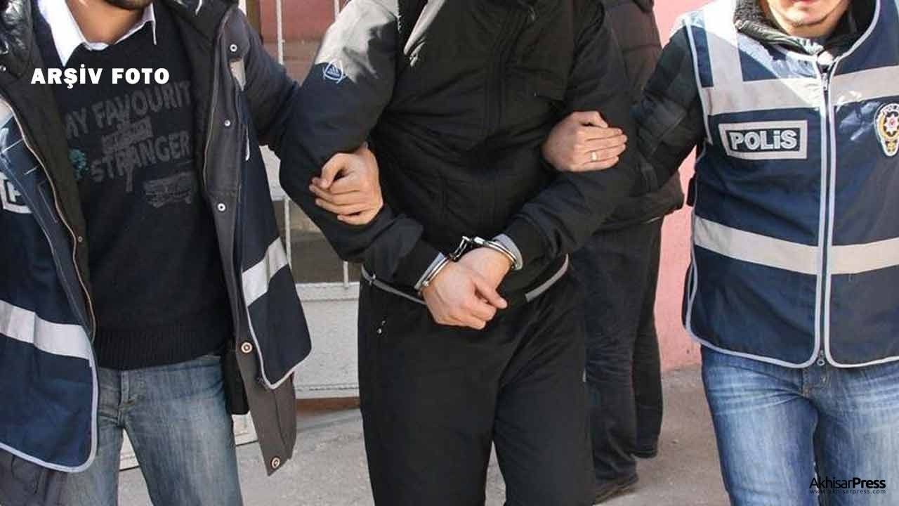 Akhisar'da uyuşturucu kaçakçısı bir kişi yakalandı!
