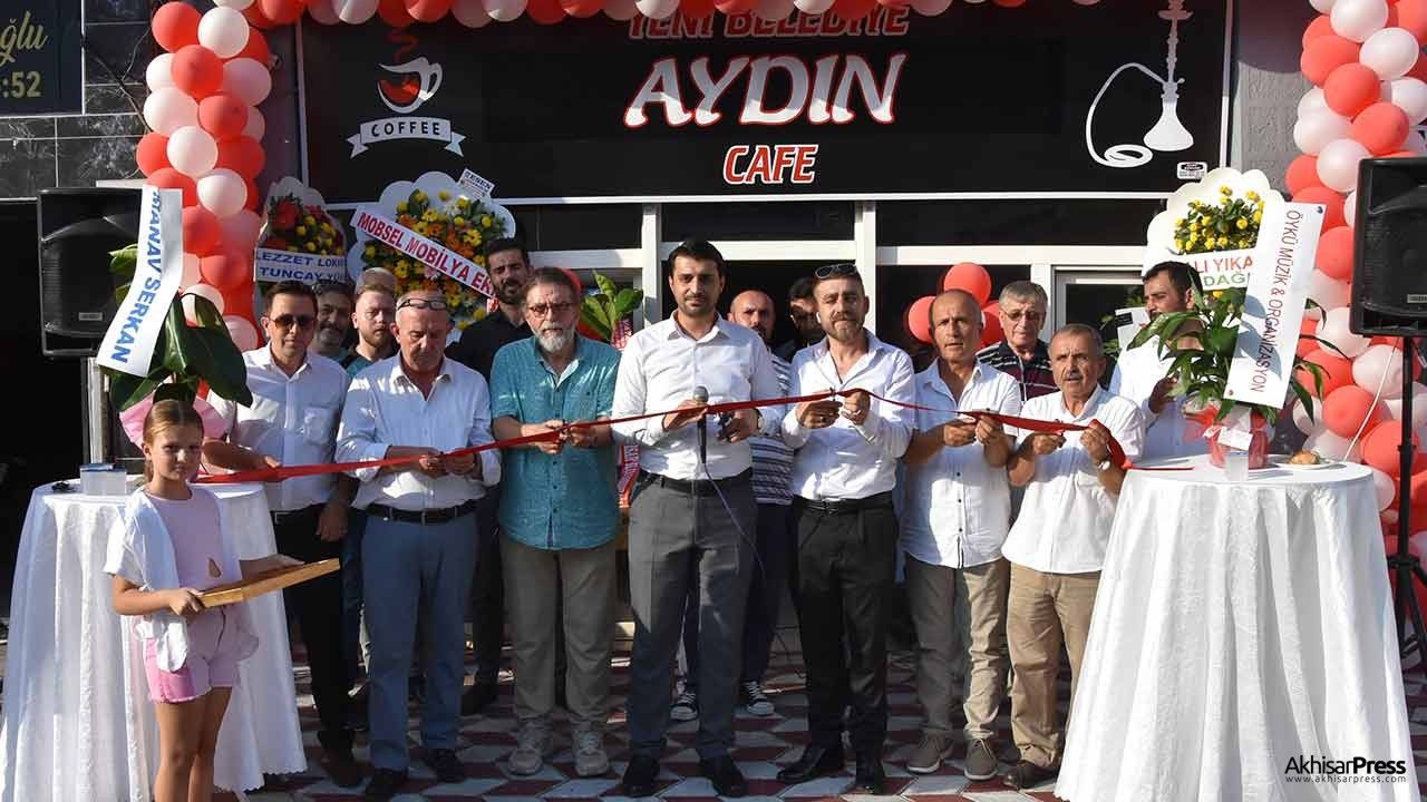 Yeni Belediye Aydın Cafe Akhisar’da hizmete açıldı