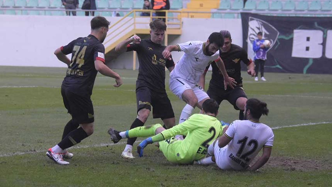 Akhisarspor sahasında Darıca Gençlerbirliğini tek golle yendi!