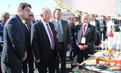 Akhisar'da Bilim Şenliği başladı