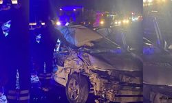 Akhisar'da feci trafik kazasında 2 kişi öldü, 3 kişi yaralı!