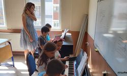 Akhisar Halk Eğitim kurslarına yoğun ilgi