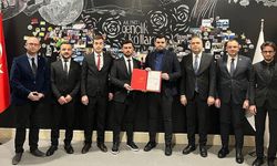 AK Parti Akhisar Gençlik Kolları Başkanı değişti!