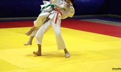Okul sporlarından Akhisarlı Judocular ön plana çıktı