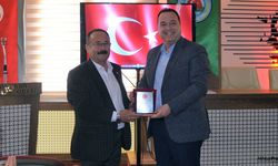 Akhisarlı muhtarlar 8. kez İhsan Gümüş'ü seçti!