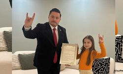 Akın Çakır, Bahçeli'nin mektubunu evinin en güzel köşesine astı!