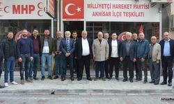 Fatih Füzün'den, MHP Akhisar teşkilatına ziyaret