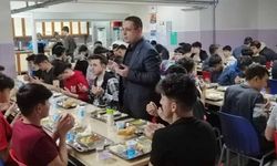 Akhisar Milli Eğitim kadrosu, Ramazan'da öğrencilerle bir arada