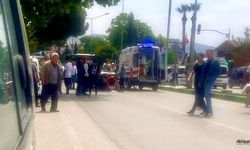 Akhisar’da motosiklet yayaya çarptı: 2 kişi yaralandı!