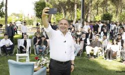 Gençler sorularıyla Ali Uçak'ı terletti