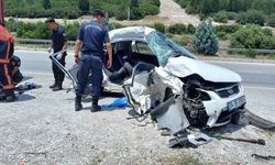 Akhisar - Saruhanlı arasında feci kaza: 1 kişi öldü, 3 kişi yaralandı!