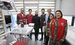 Akhisar Belediyesi'nden Diş Hekimlerine özel ziyaret