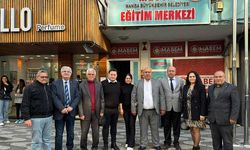 MHP Akhisar ilçe yönetimi, öğretmenler gününü kutladı!