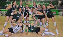 Akhisar Belediyesporlu kızlar, Aliağa KSY’i 3-1 yendi