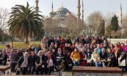 Başkan Dutlulu, “Akhisarlı kadınlar Türkiye’yi gezmeye devam edecek”