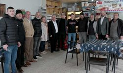 İYİ Partili Doğan, Zeytin Borsası ve Karasonya'yı ziyaret etti