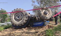 Akhisar'da zeytin tarlasını sürerken traktörün altında kaldı! Hayatını kaybetti