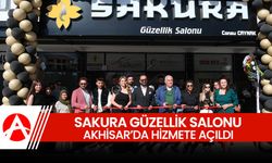 Sakura Güzellik Salonu Akhisar’da Görkemli Bir Açılışla Hizmete Girdi