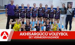 Akhisargücü Genç Kız Voleybol Takımı Set Vermeden Kazandı