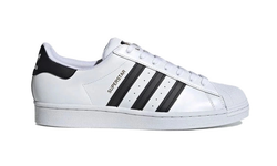 Adidas Superstar Efsanesi ile Yıllara Meydan Okuyun