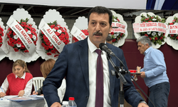 Akhisargücü Basketbol Şampiyonluk Kupasını Kaldırdı