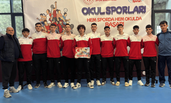 Aliya İzzetbegoviç MTAL Erkek Voleybol Takımı Bölge İkincisi Oldu