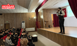 “Bir Ay, Bir Nesil” Projesi Akhisar’da Başladı