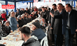 Büyükşehir’in İftar Sofrası Bu Kez Gördes’te Kuruldu