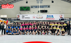 Akhisar’da Okul Sporları Voleybol İkinci Küme Heyecanı Sona Erdi