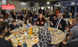 Akhisar’da Şehit Aileleri ve Gaziler Onuruna İftar Programı