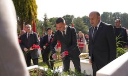 Akhisar’da 18 Mart Çanakkale Zaferi ve Şehitleri Anma Günü Töreni Düzenlendi