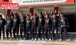 Şeyh İsa Anadolu Lisesi Atletizm Takımları Manisa’da Büyük Başarı Elde Etti