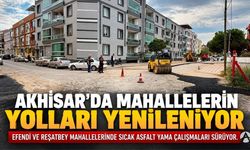 Efendi ve Reşatbey Mahallelerinde Asfalt Yama Çalışması