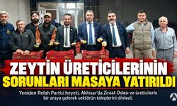 Yeniden Refah Partisi Heyeti Akhisar’da Zeytin Üreticilerinin Sorunlarını Dinledi