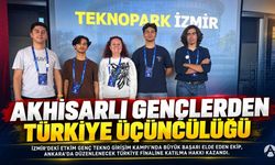 Akhisarlı Gençlerden Büyük Başarı! Türkiye Üçüncüsü Oldular, Ankara Finaline Yükseldiler